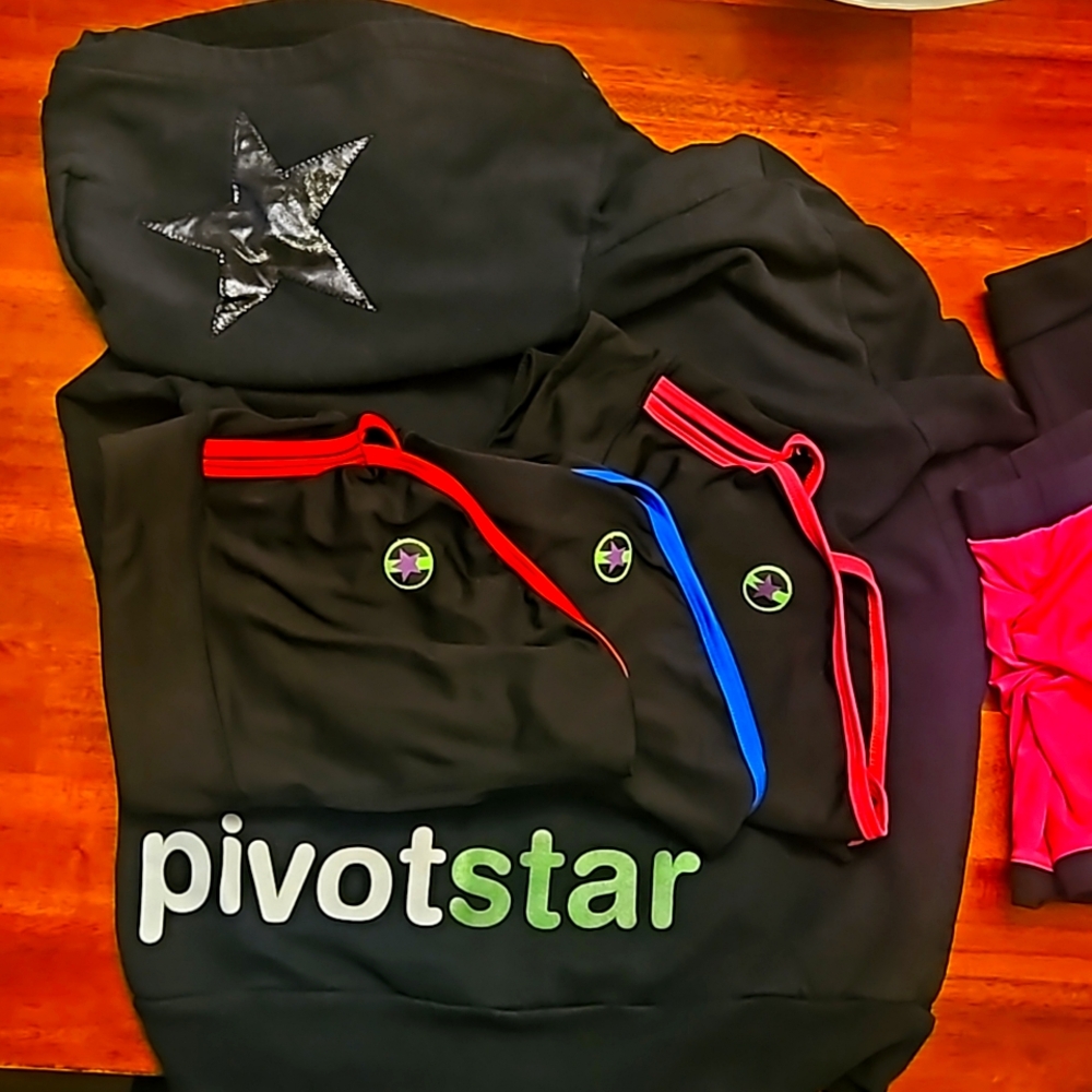 Roller Derby Pivot Star Shorts